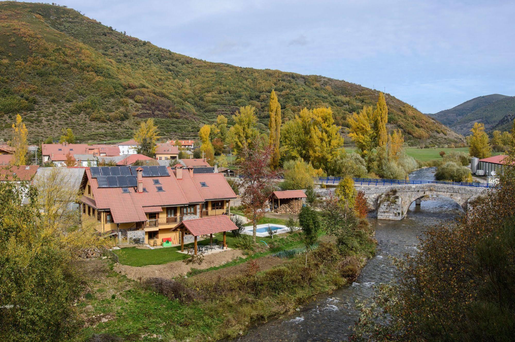 Maison d'hôtes El Casar Del Puente à Boca de Huérgano Extérieur photo